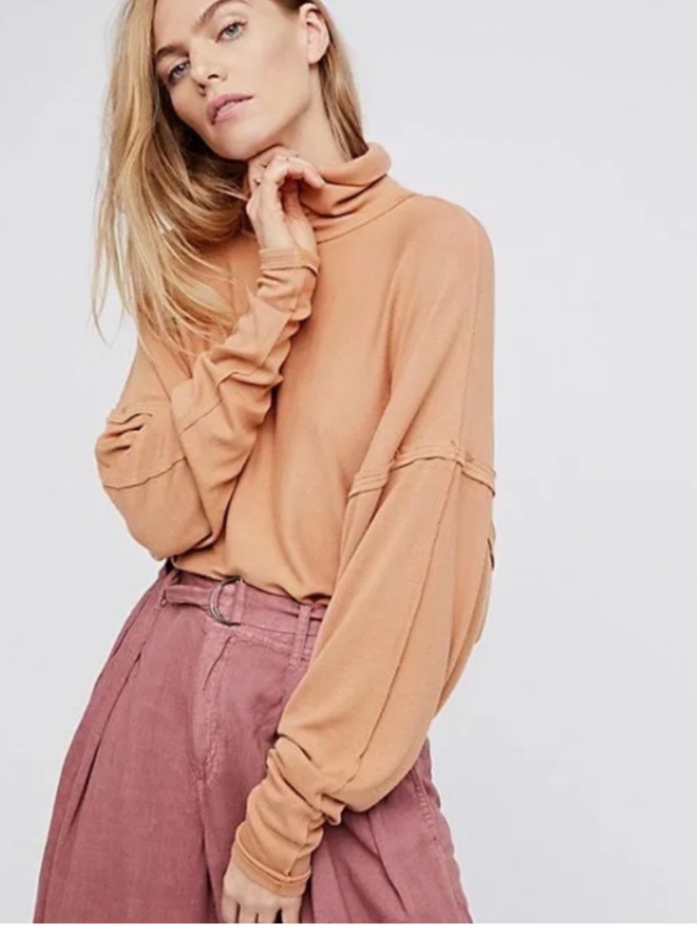 Free People We The Free Alameda Turtleneck Top XS Camel Oversized Slouchy Ribbed
